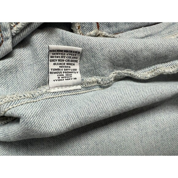 222 Maroon 5 Jean Jacket  Size S  Unisex  Concert Tour Merch  Embroidered Denim - Picture 9 of 9